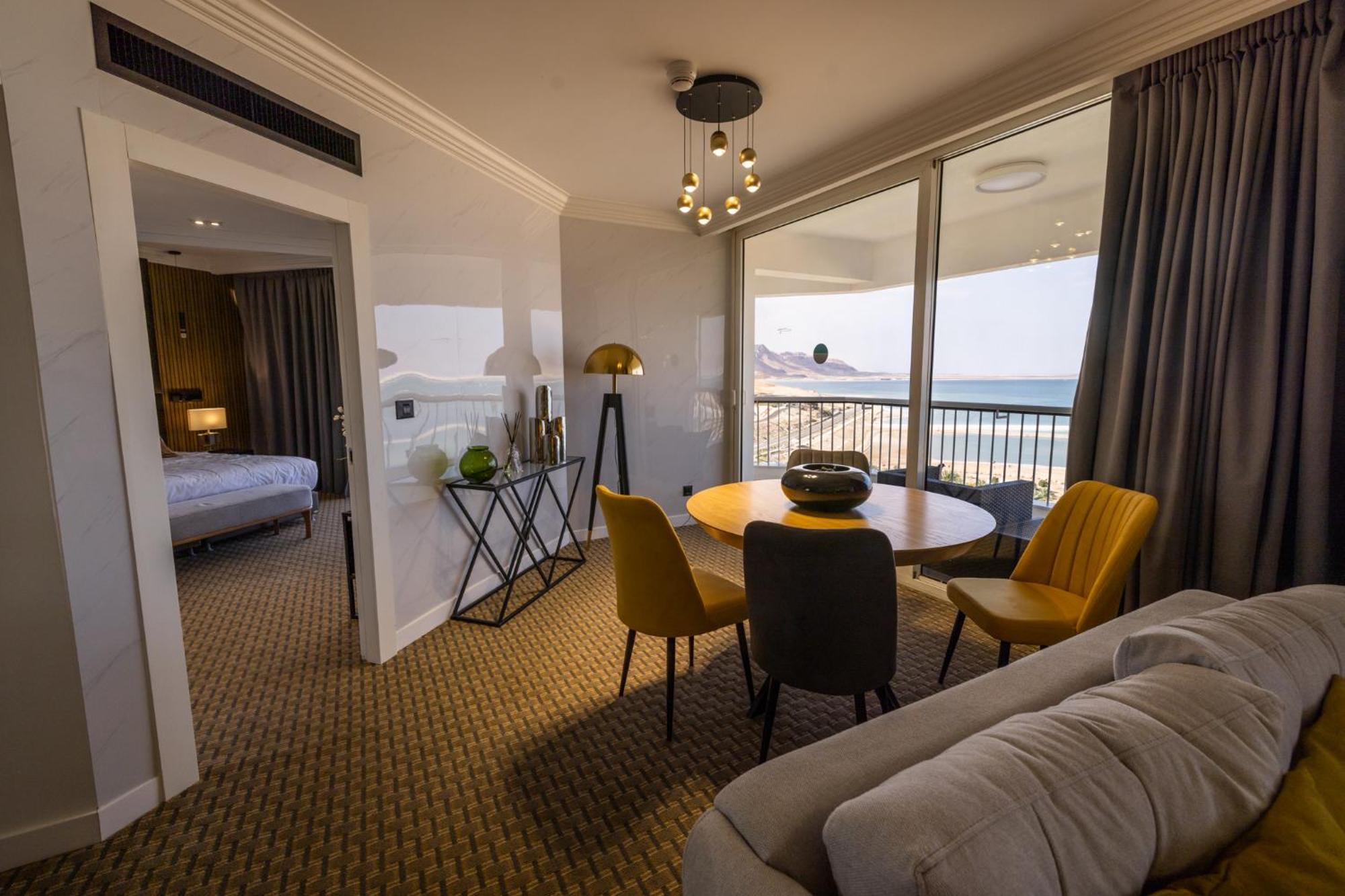 大卫死海度假村&Spa酒店 恩波其克 外观 照片 Suite at the Dan Hotel