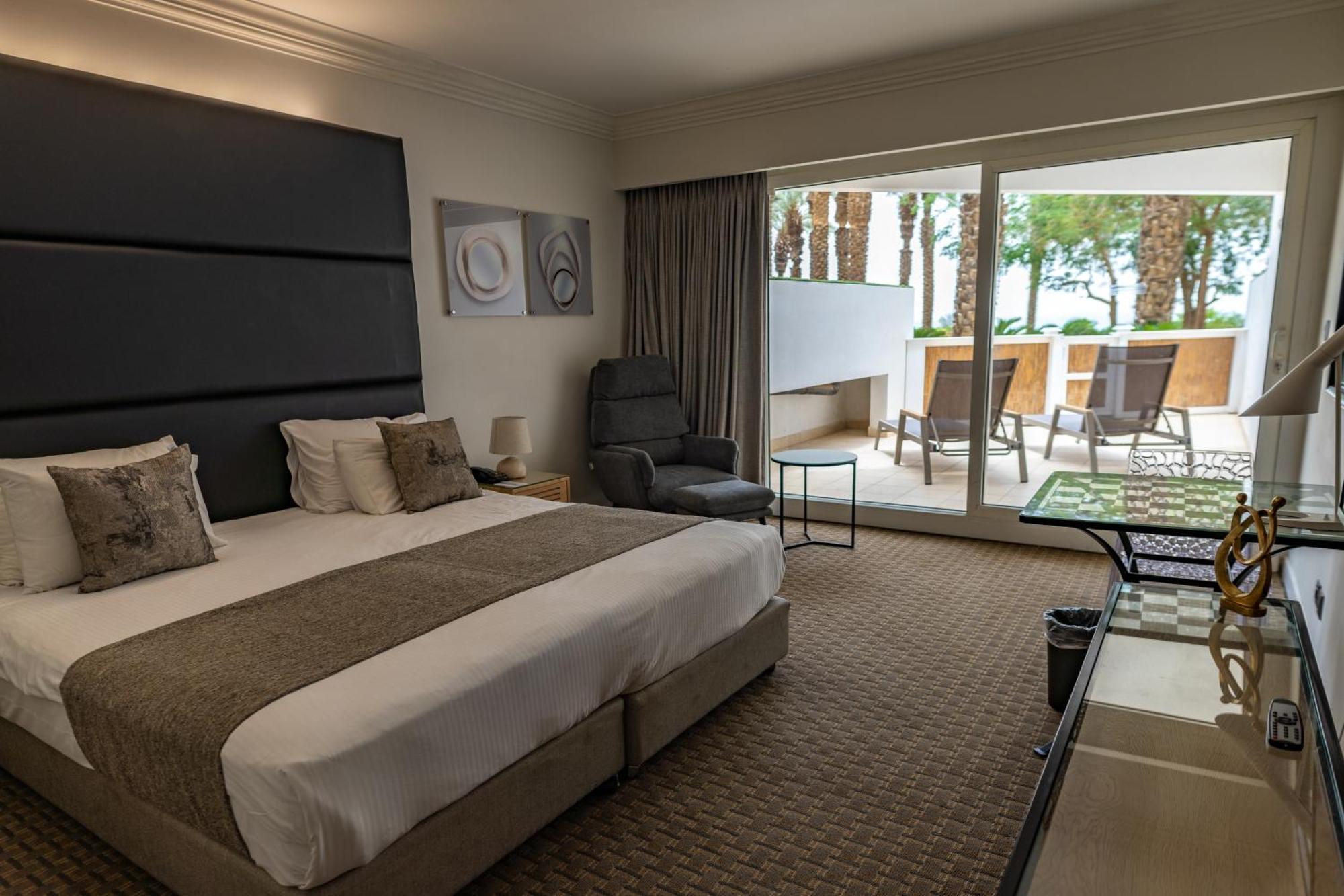 大卫死海度假村&Spa酒店 恩波其克 外观 照片 A room at the Hilton