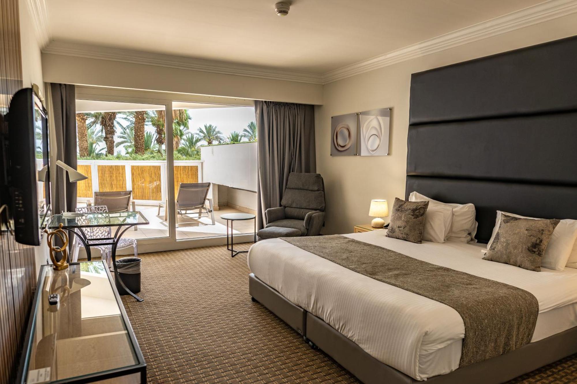 大卫死海度假村&Spa酒店 恩波其克 外观 照片 A room at the Hilton Sharm El Sheikh