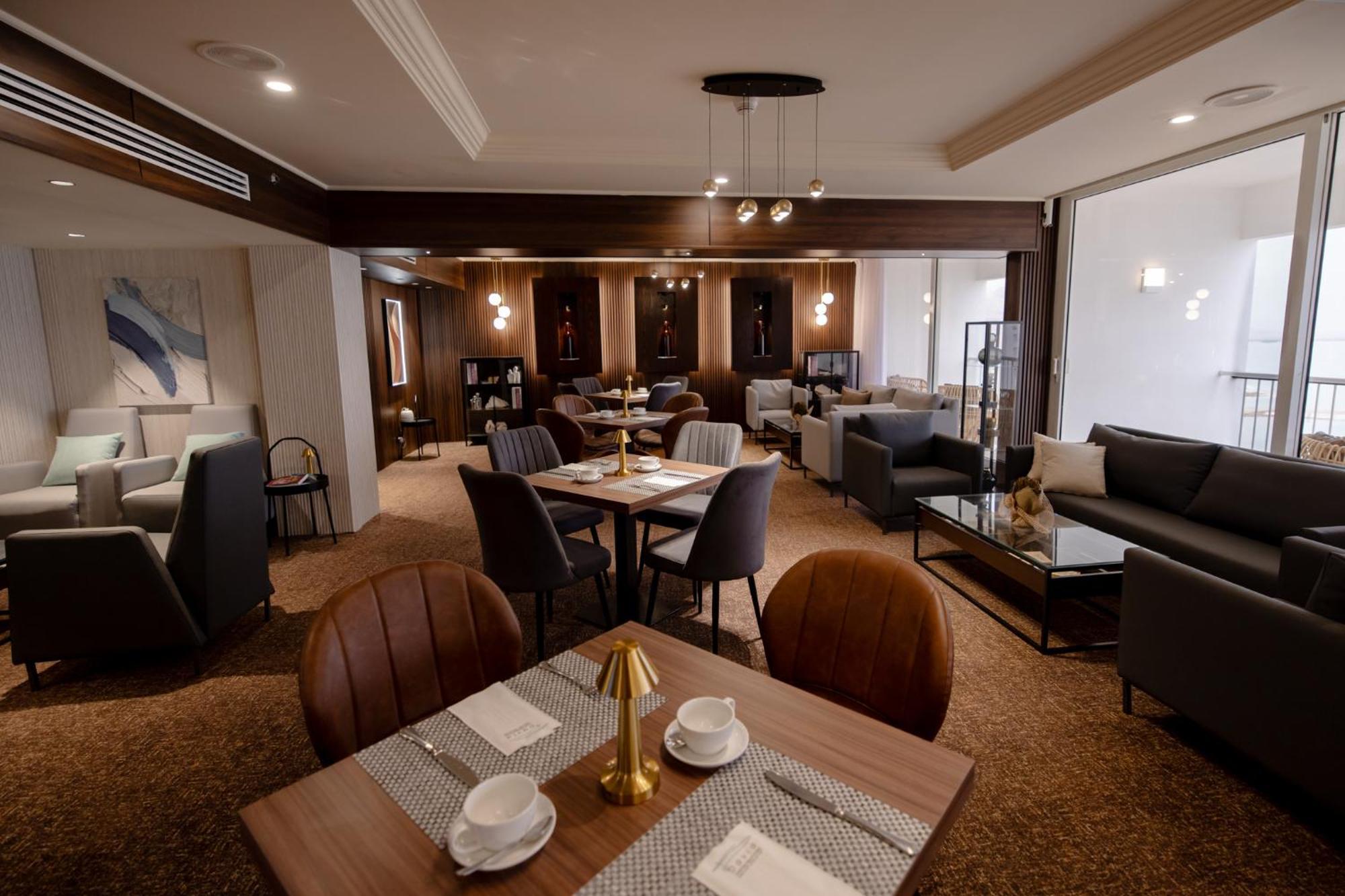 大卫死海度假村&Spa酒店 恩波其克 外观 照片 The lounge at the airport